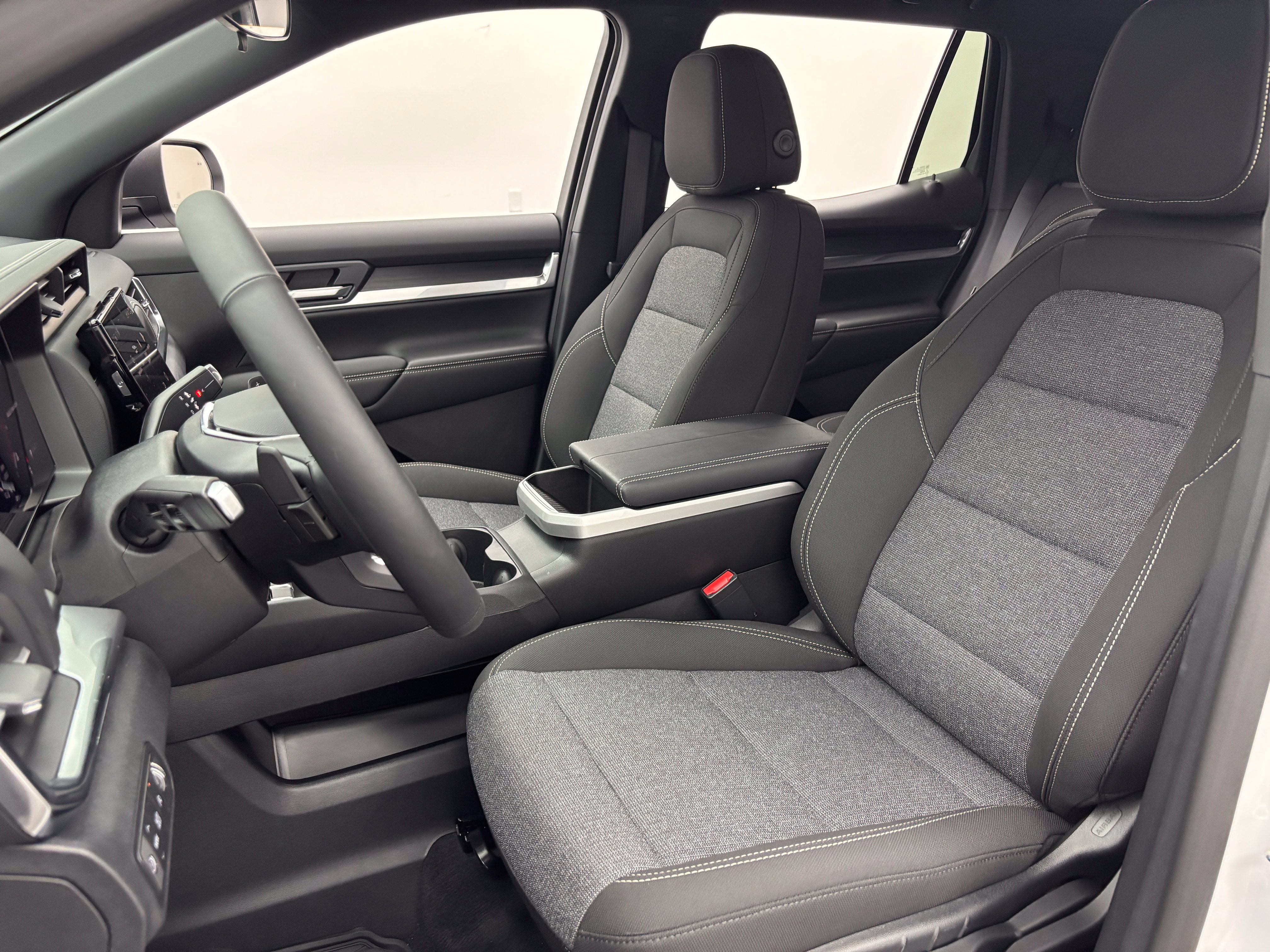 New 2027 GMC Terrain Elevation FWD image 16