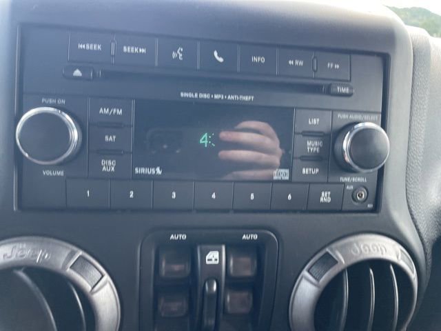 Used 2016 Jeep Wrangler Unlimited Sport w/ Quick Order Package 24S image 16