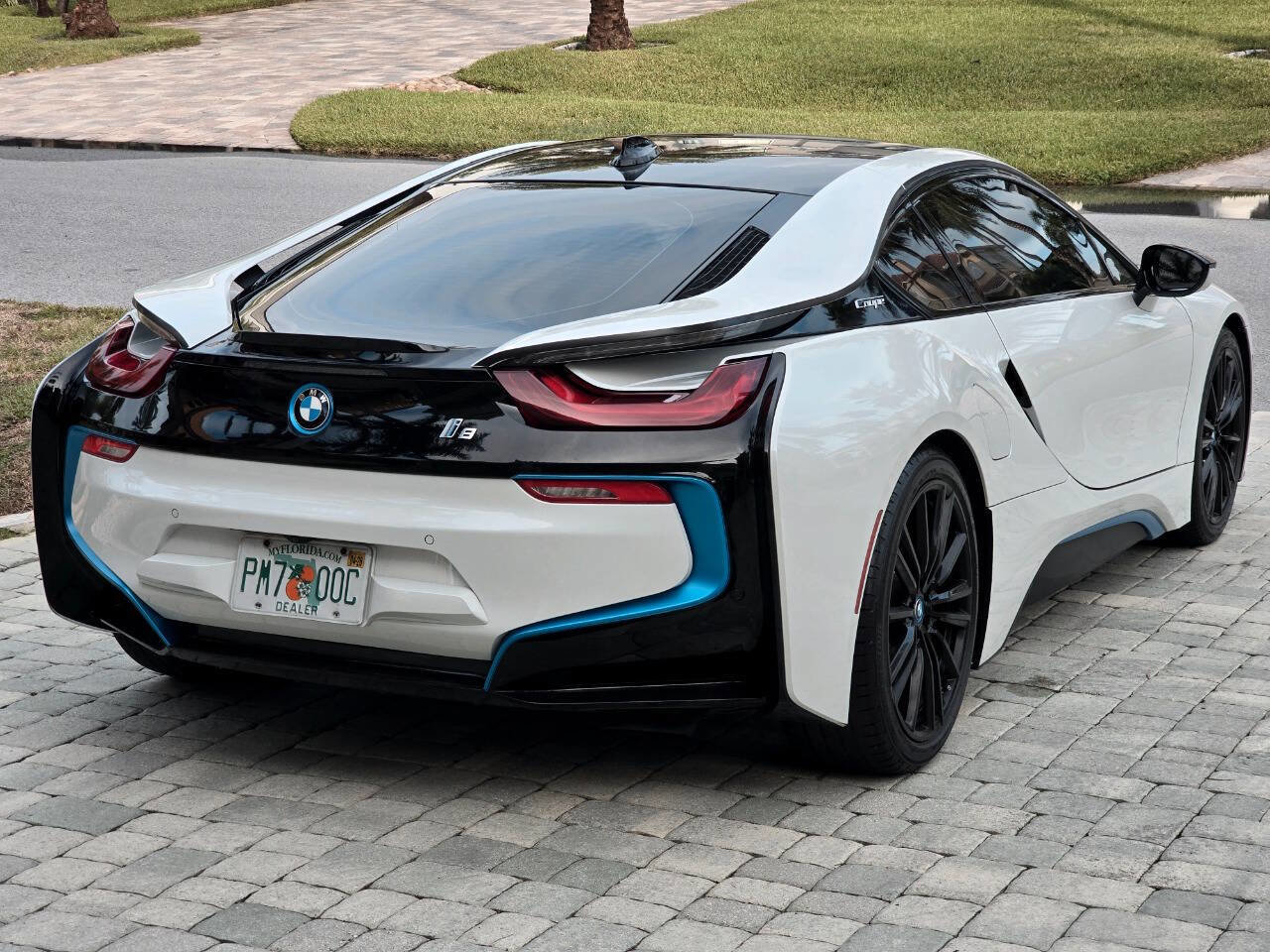 Used 2019 BMW i8 Coupe image 43