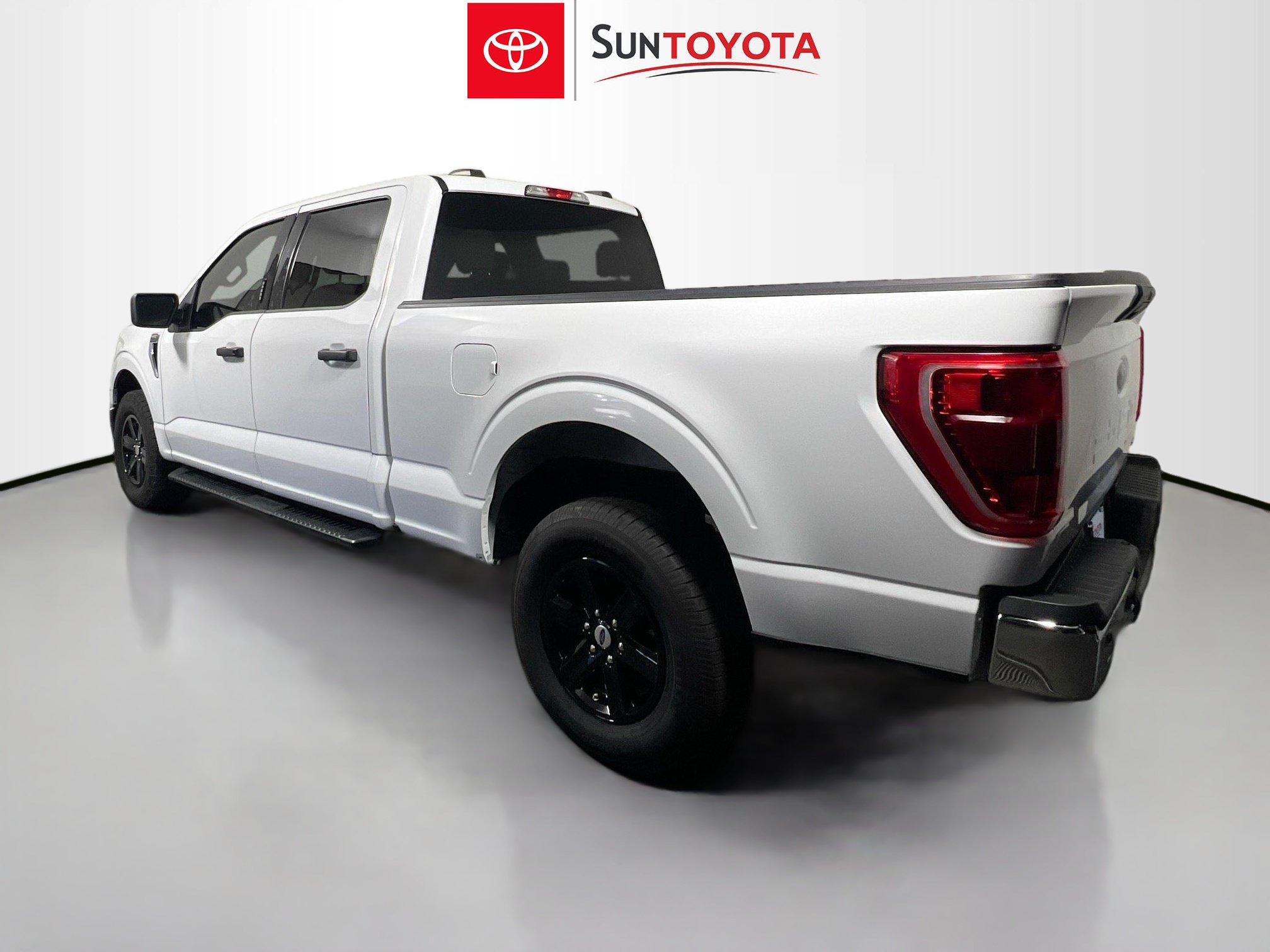 Used 2022 Ford F150 XLT w/ Equipment Group 301A Mid AWD/4WD image 6
