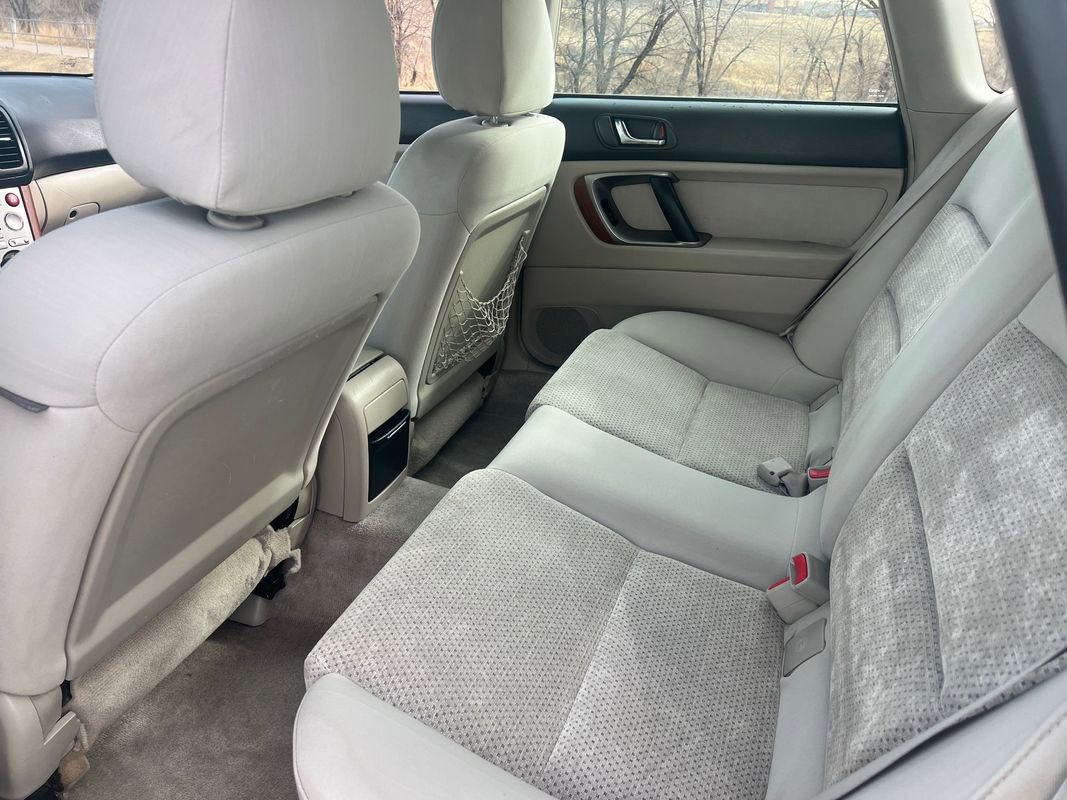 Used 2005 Subaru Outback 2.5i image 19