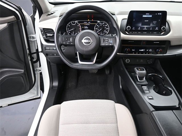 Used 2023 Nissan Rogue SV image 12