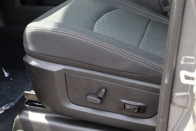 New 2026 RAM 2500 Big Horn AWD/4WD image 14