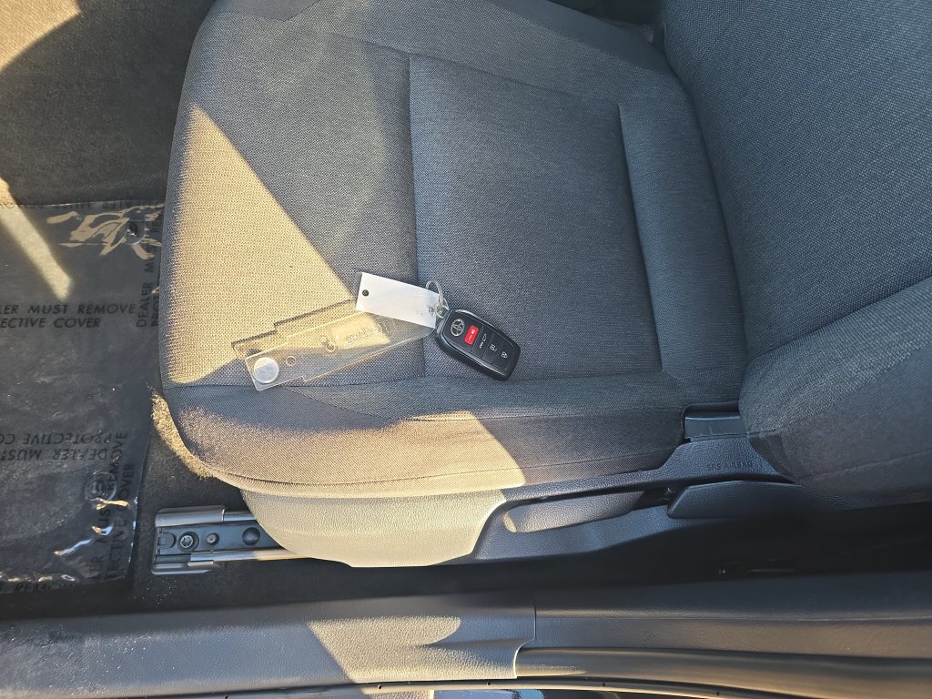 Used 2025 Toyota Camry LE FWD image 26