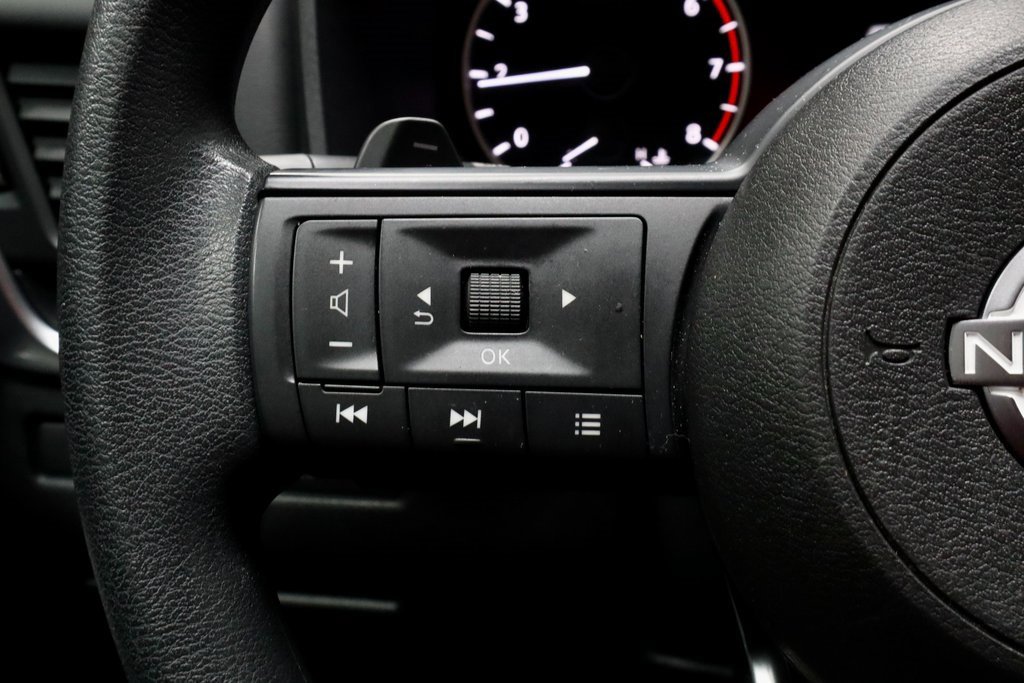 Certified 2023 Nissan Rogue S image 28