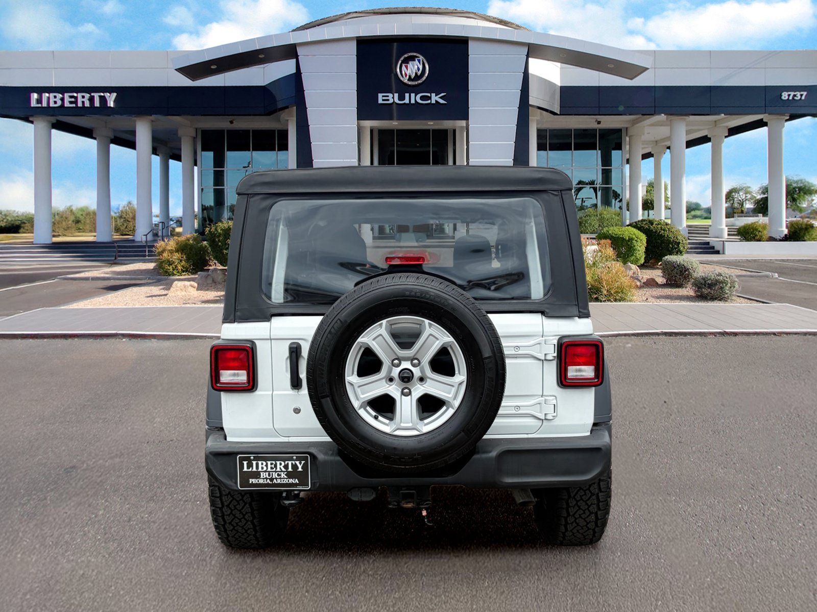 Used 2018 Jeep Wrangler Unlimited Sport AWD/4WD image 5