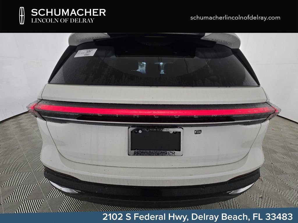 New 2026 Lincoln Nautilus Premier AWD/4WD image 11