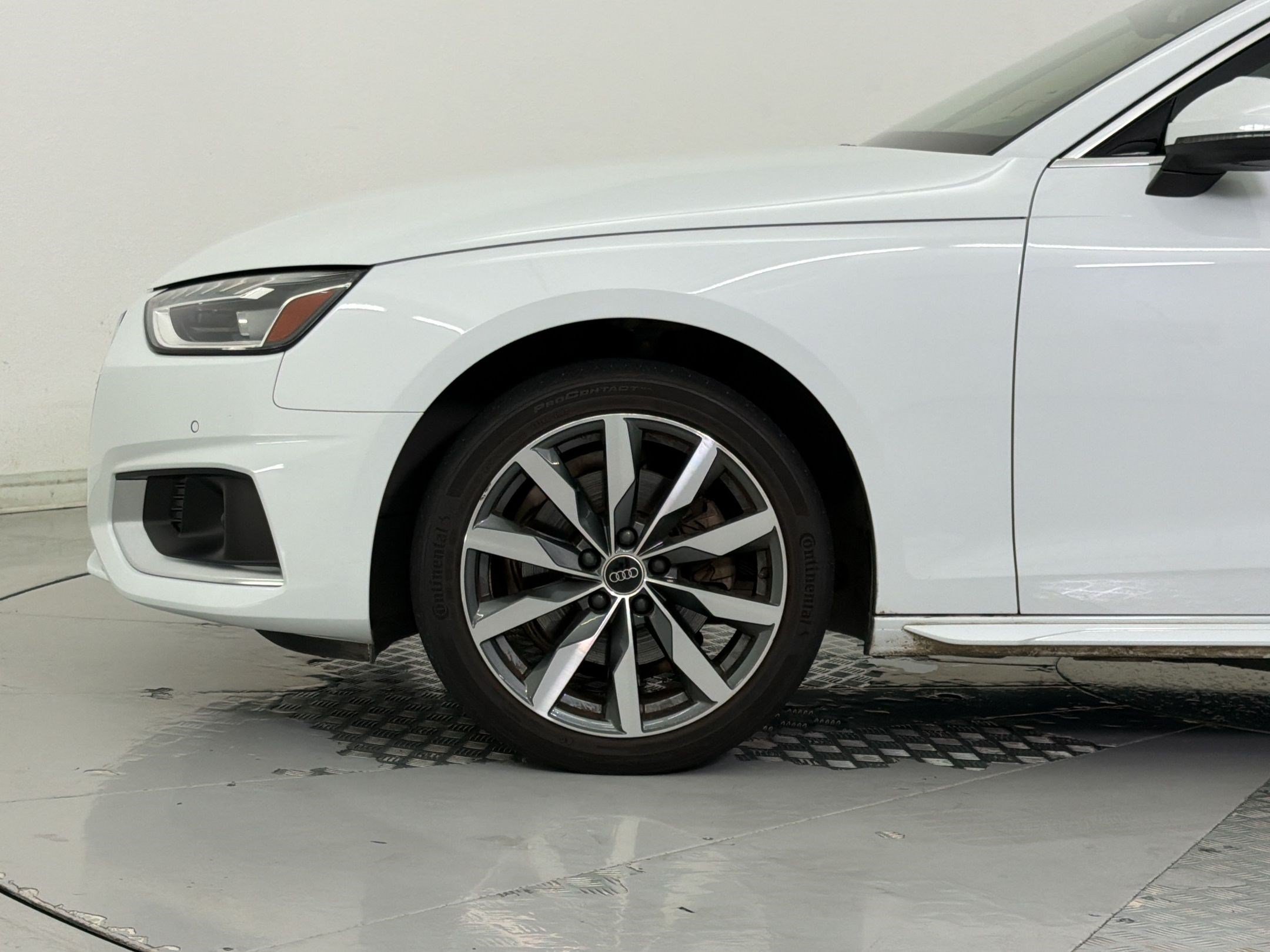 Used 2023 Audi A4 2.0T Premium Plus w/ Premium Plus Package AWD/4WD image 26
