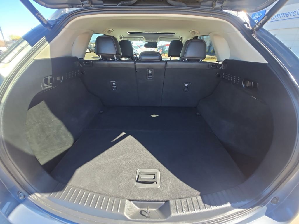 Used 2022 MAZDA CX-5 Carbon Edition image 16