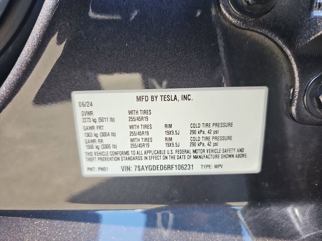 Used 2024 Tesla Model Y Long Range image 39