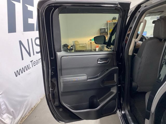 Used 2024 Nissan Frontier SV w/ Hardbody Edition AWD/4WD image 22