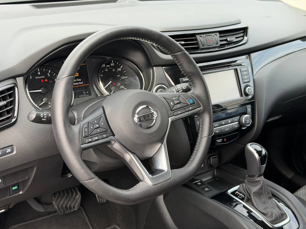Used 2019 Nissan Rogue Sport SV w/ Technology Package AWD/4WD image 22