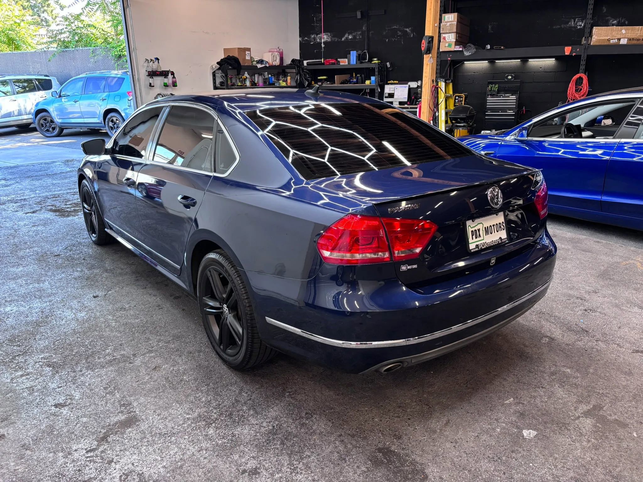 Used 2014 Volkswagen Passat TDI SEL Premium FWD image 5