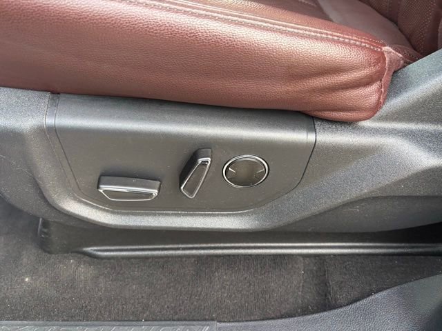 Certified 2024 Ford Expedition Limited image 16