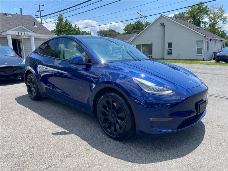 Used 2024 Tesla Model Y Long Range AWD/4WD image 7
