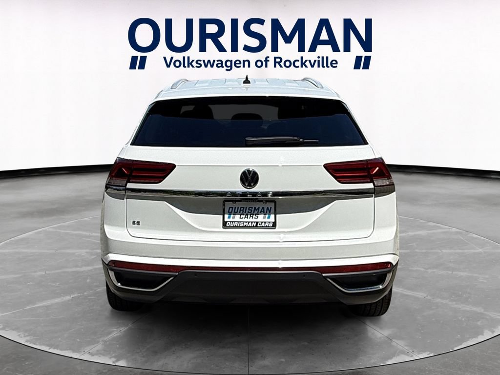 Used 2021 Volkswagen Atlas Cross Sport SE FWD image 5