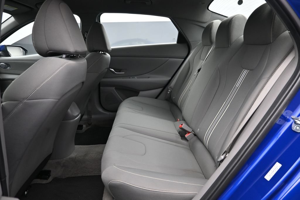 Certified 2023 Hyundai Elantra SEL w/ Convenience Package FWD image 12