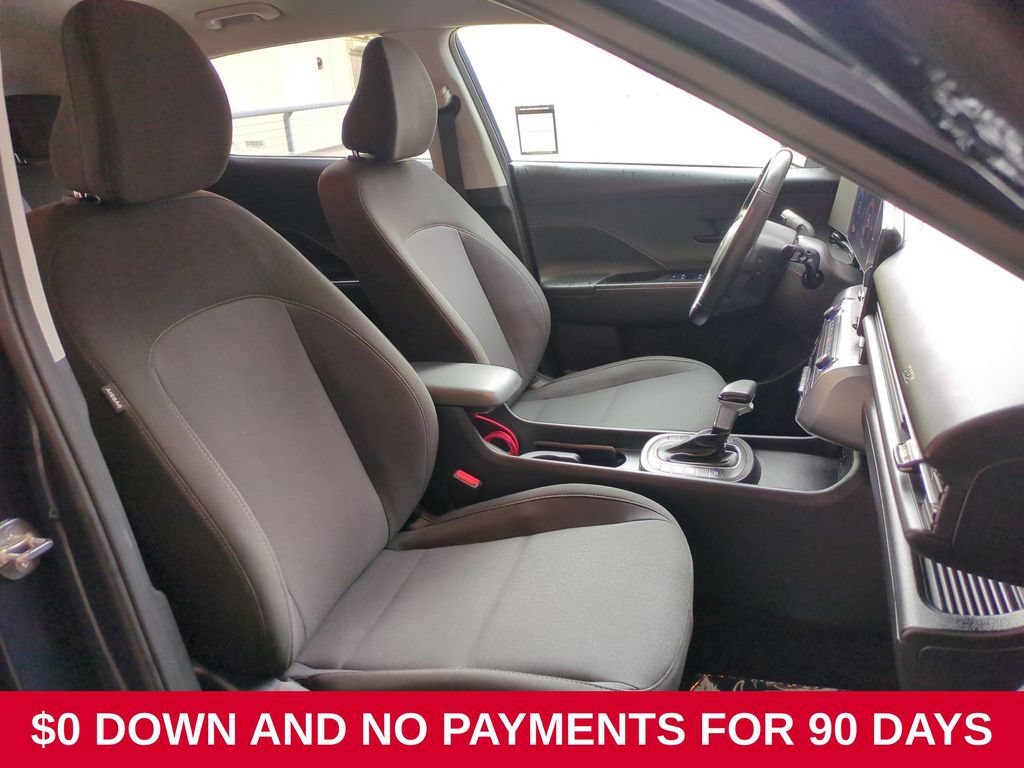 Used 2025 Hyundai Kona SEL FWD image 28
