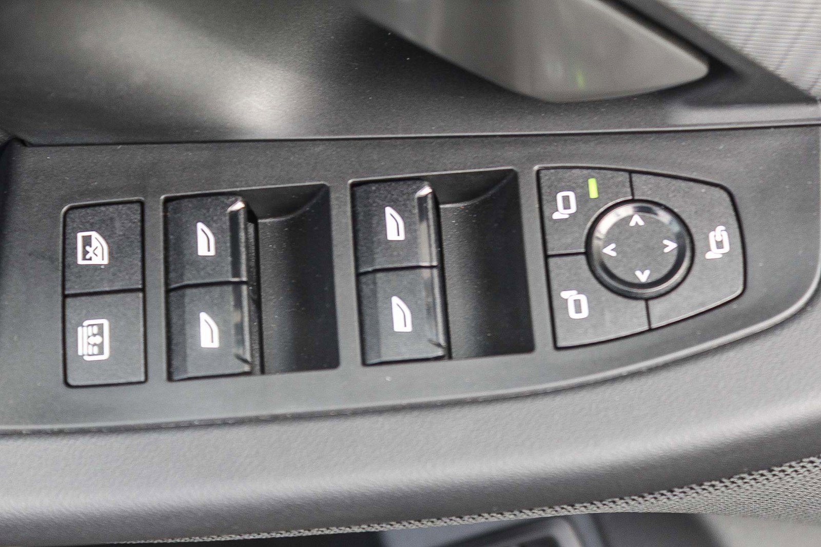 Used 2025 BMW i5 xDrive40 image 20