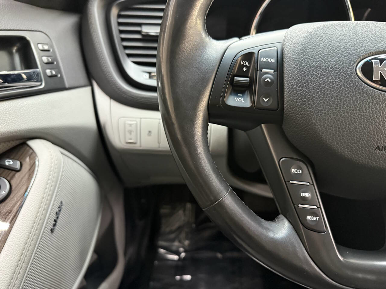 Used 2013 Kia Optima EX w/ Premium Pkg image 23