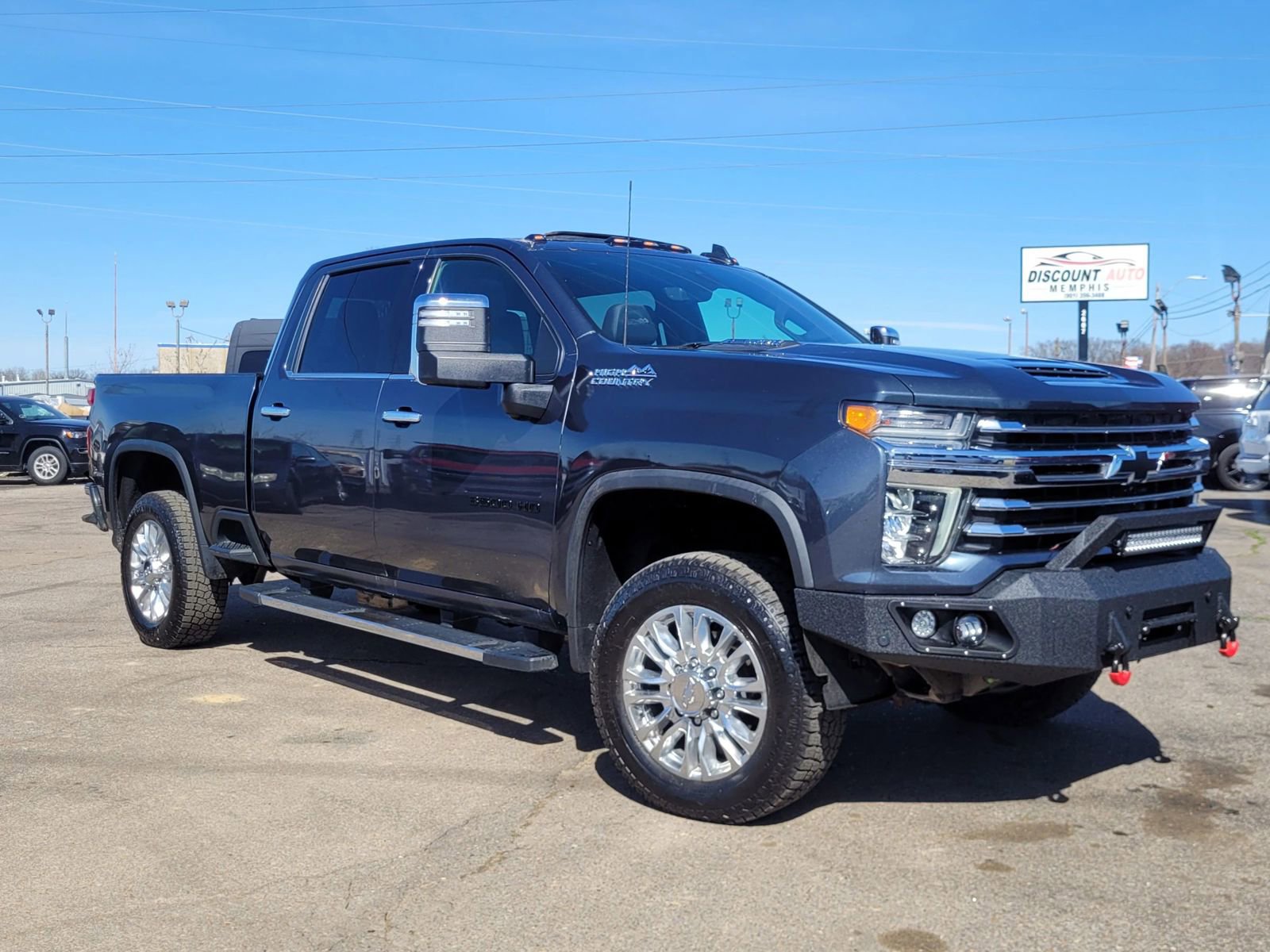 Used 2020 Chevrolet Silverado 3500 High Country w/ Technology Package image 7