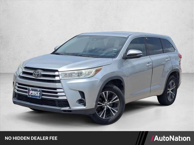 Used 2017 Toyota Highlander LE FWD video 1