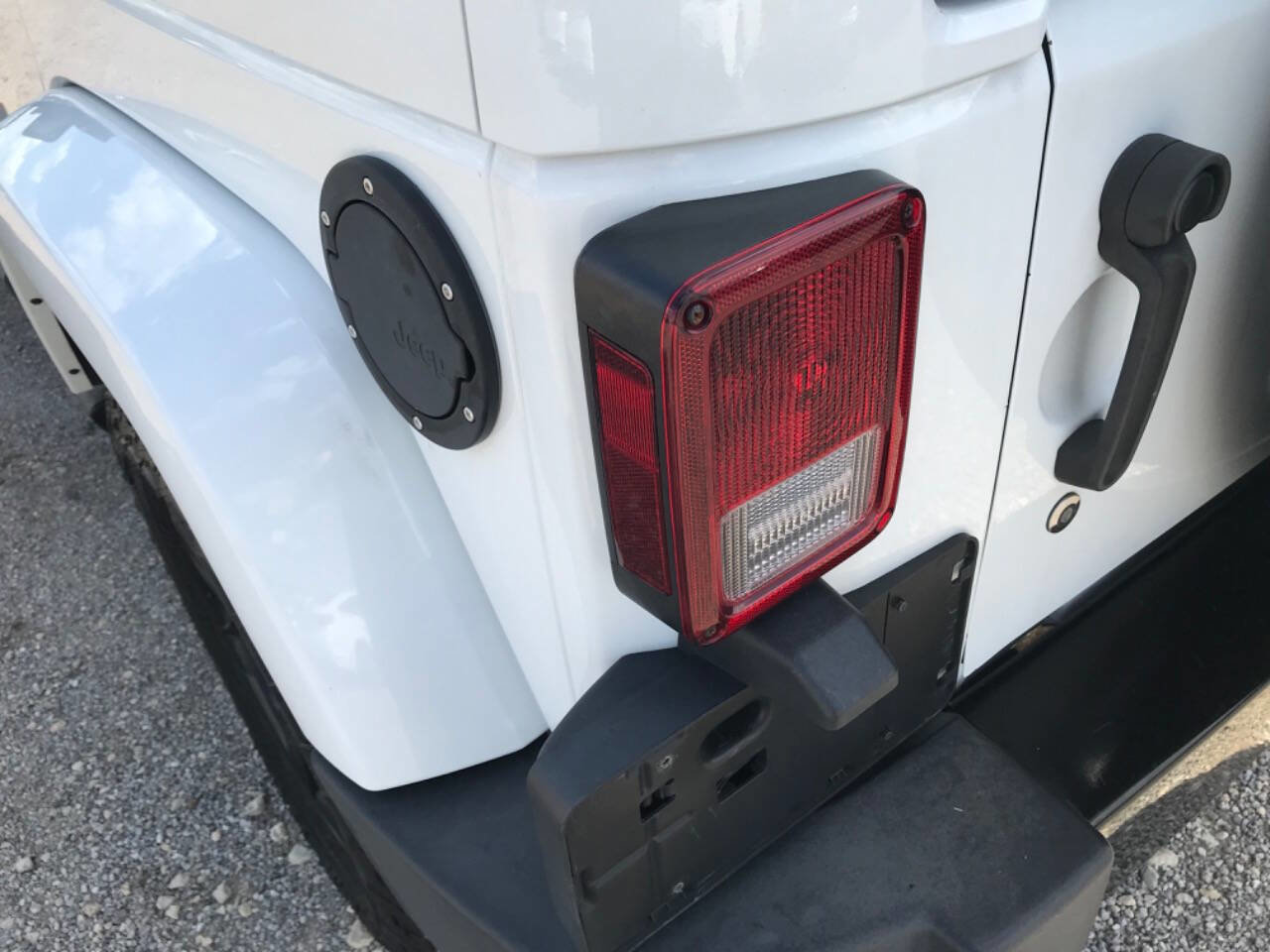 Used 2014 Jeep Wrangler Altitude AWD/4WD image 31