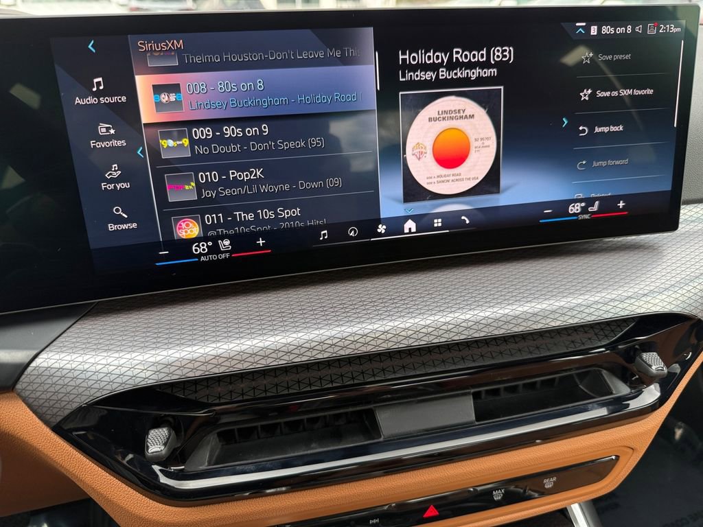 Certified 2025 BMW 330i xDrive Sedan w/ Premium Package image 23