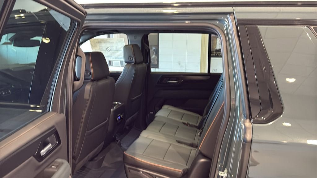 New 2026 GMC Yukon XL AT4 w/ AT4 Preferred Package AWD/4WD image 20