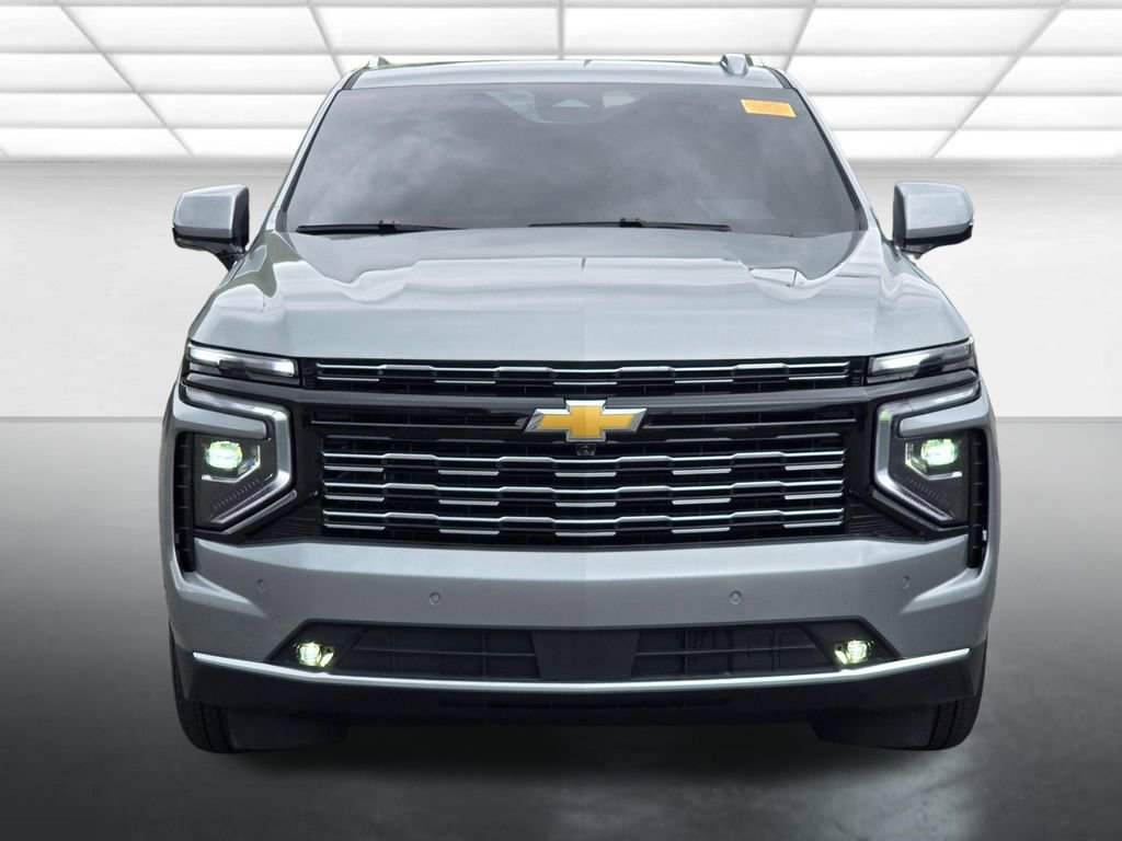 Used 2025 Chevrolet Tahoe High Country AWD/4WD image 14