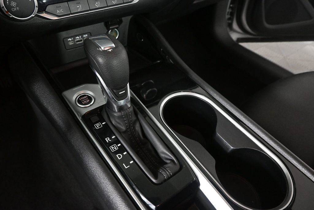 Used 2024 Nissan Altima 2.5 SV image 14