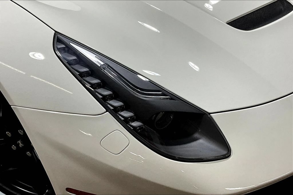 Used 2016 Ferrari F12 Berlinetta RWD image 25