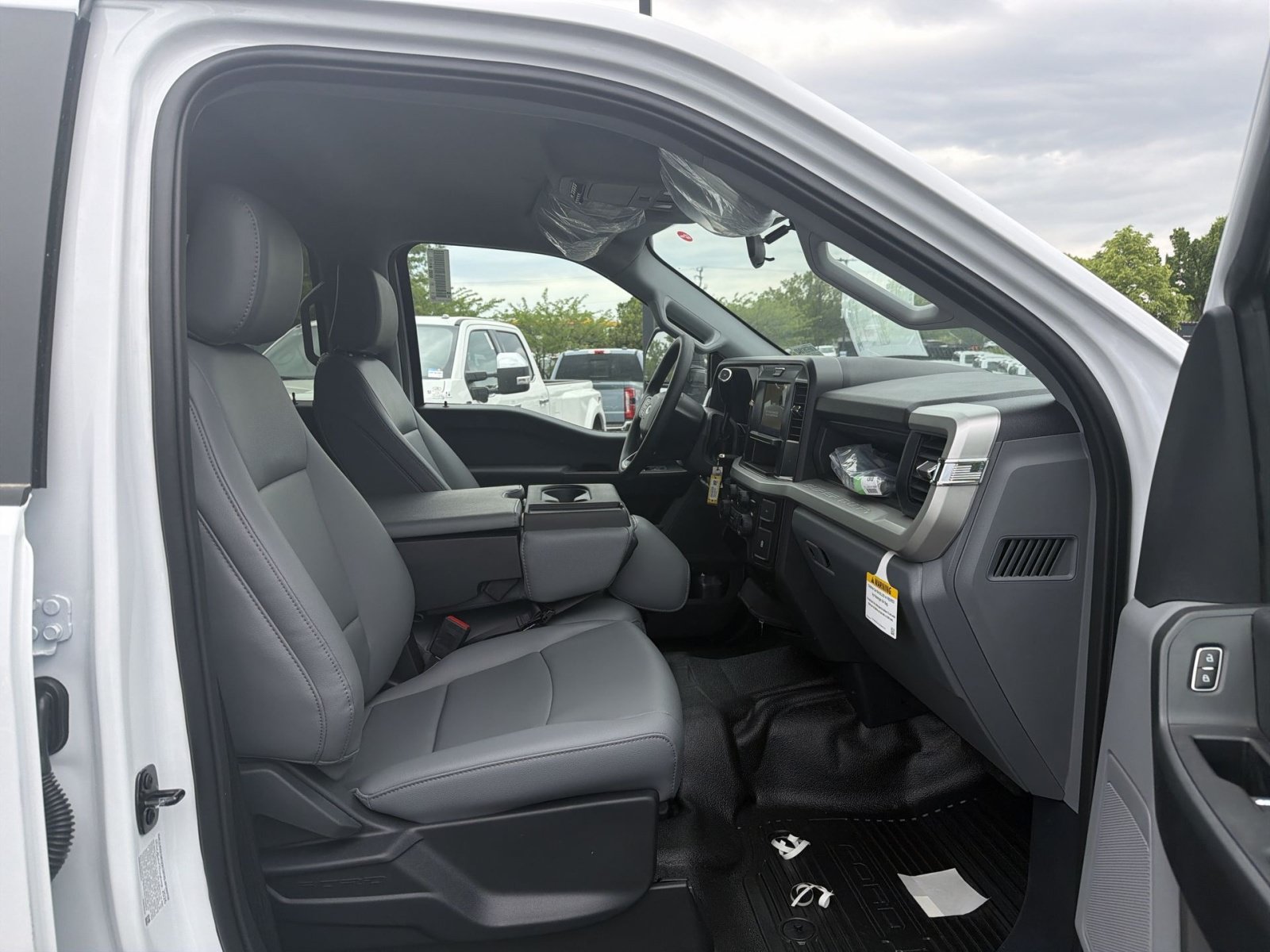 New 2026 Ford F350 XL w/ XL Chrome Package AWD/4WD image 28