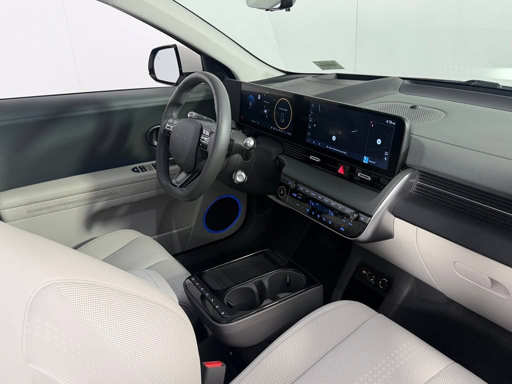 Used 2025 Hyundai Ioniq 5 Limited AWD/4WD image 32