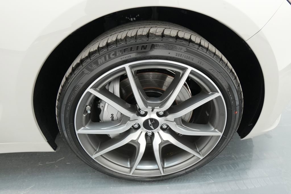 New 2026 Genesis G70 2.5T image 11