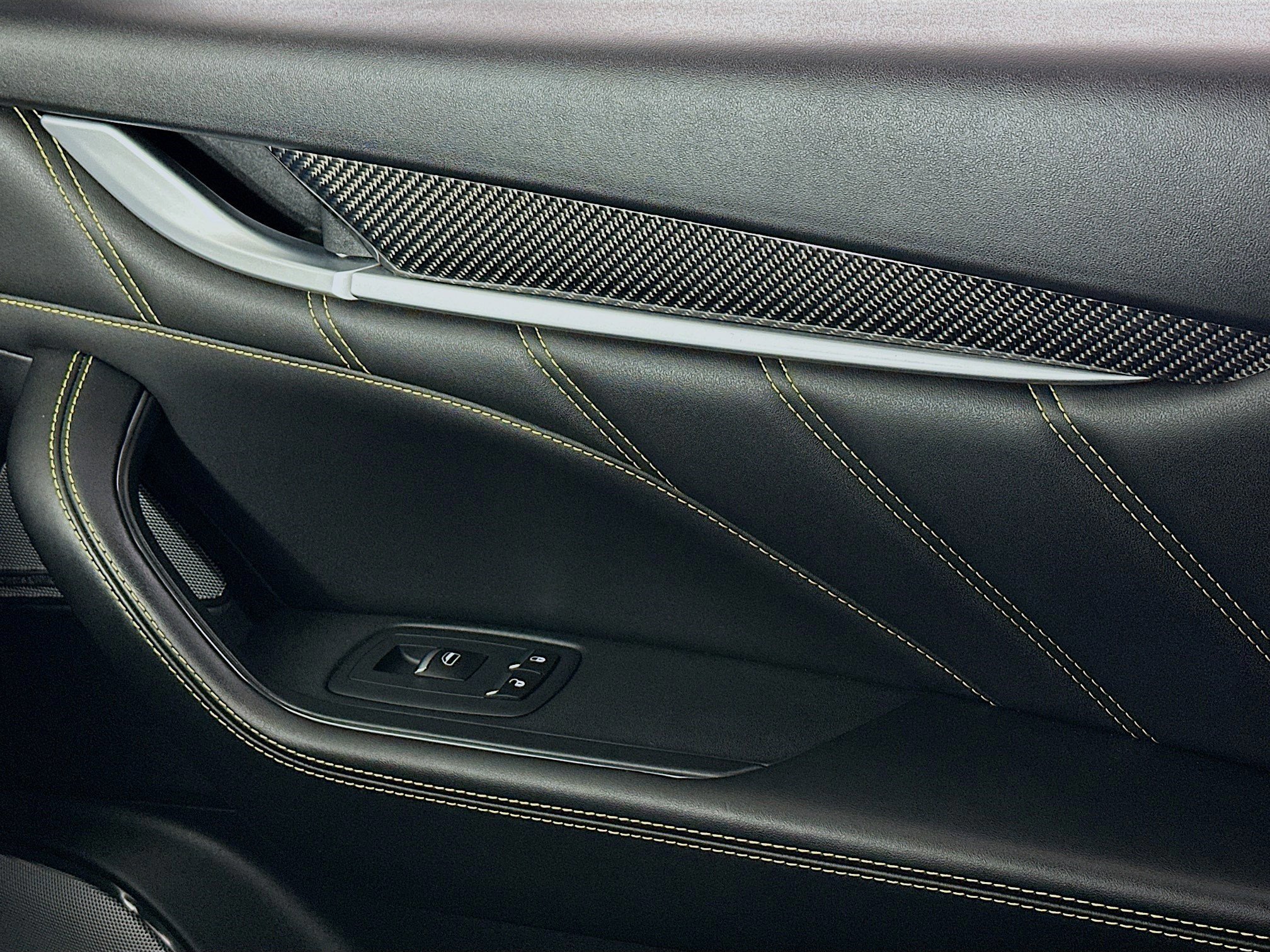 Used 2022 Maserati Levante Modena S image 16