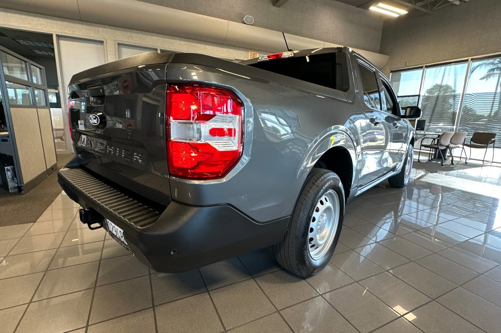 Used 2025 Ford Maverick XL w/ 4K Tow Package image 4