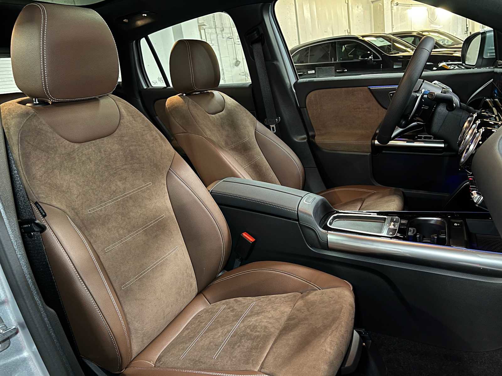 New 2026 Mercedes-Benz GLA 35 AMG 4MATIC image 12