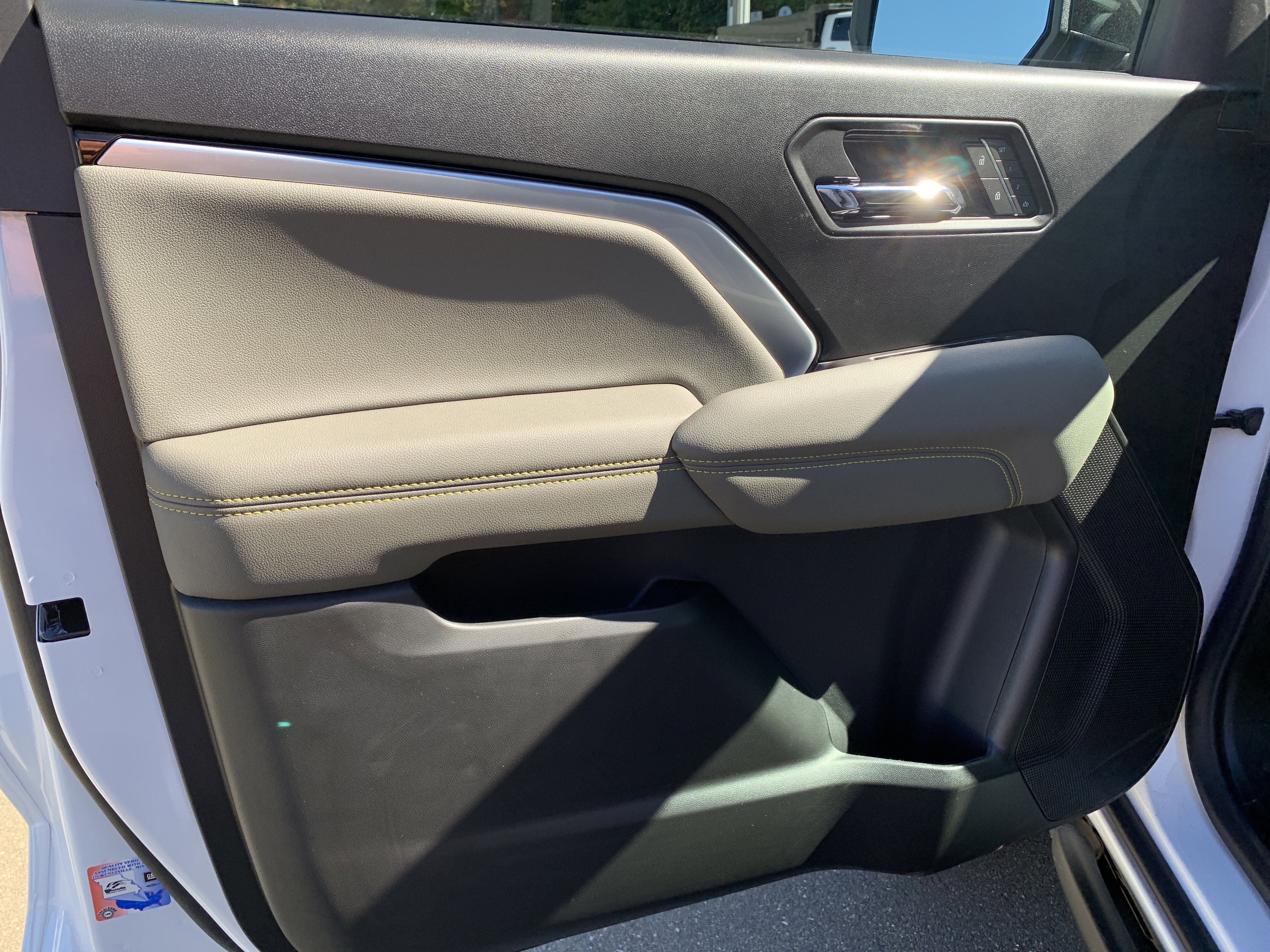 New 2026 Chevrolet Colorado ZR2 w/ Technology Package image 8