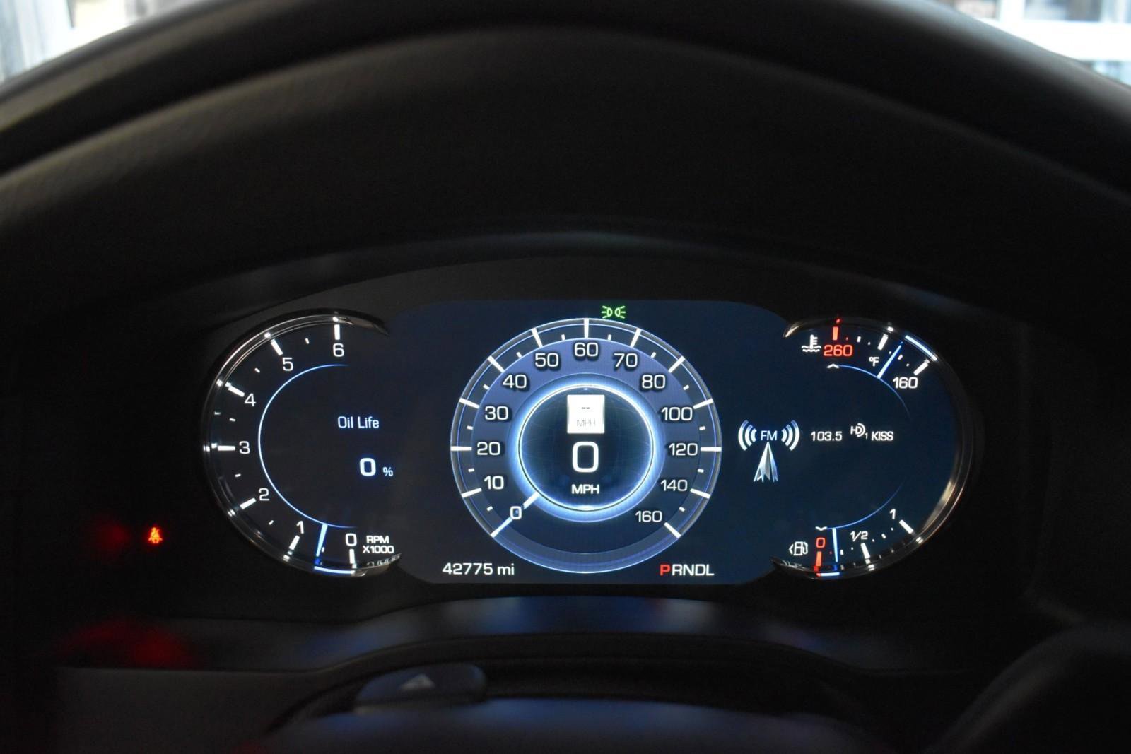 Used 2017 Cadillac Escalade Luxury image 20