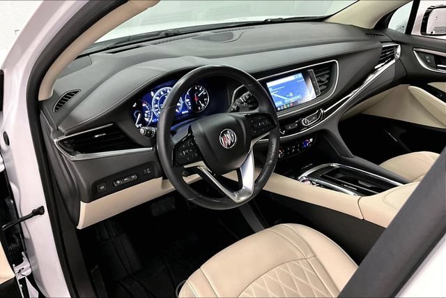 Used 2023 Buick Enclave Avenir w/ Avenir Technology Package FWD image 16