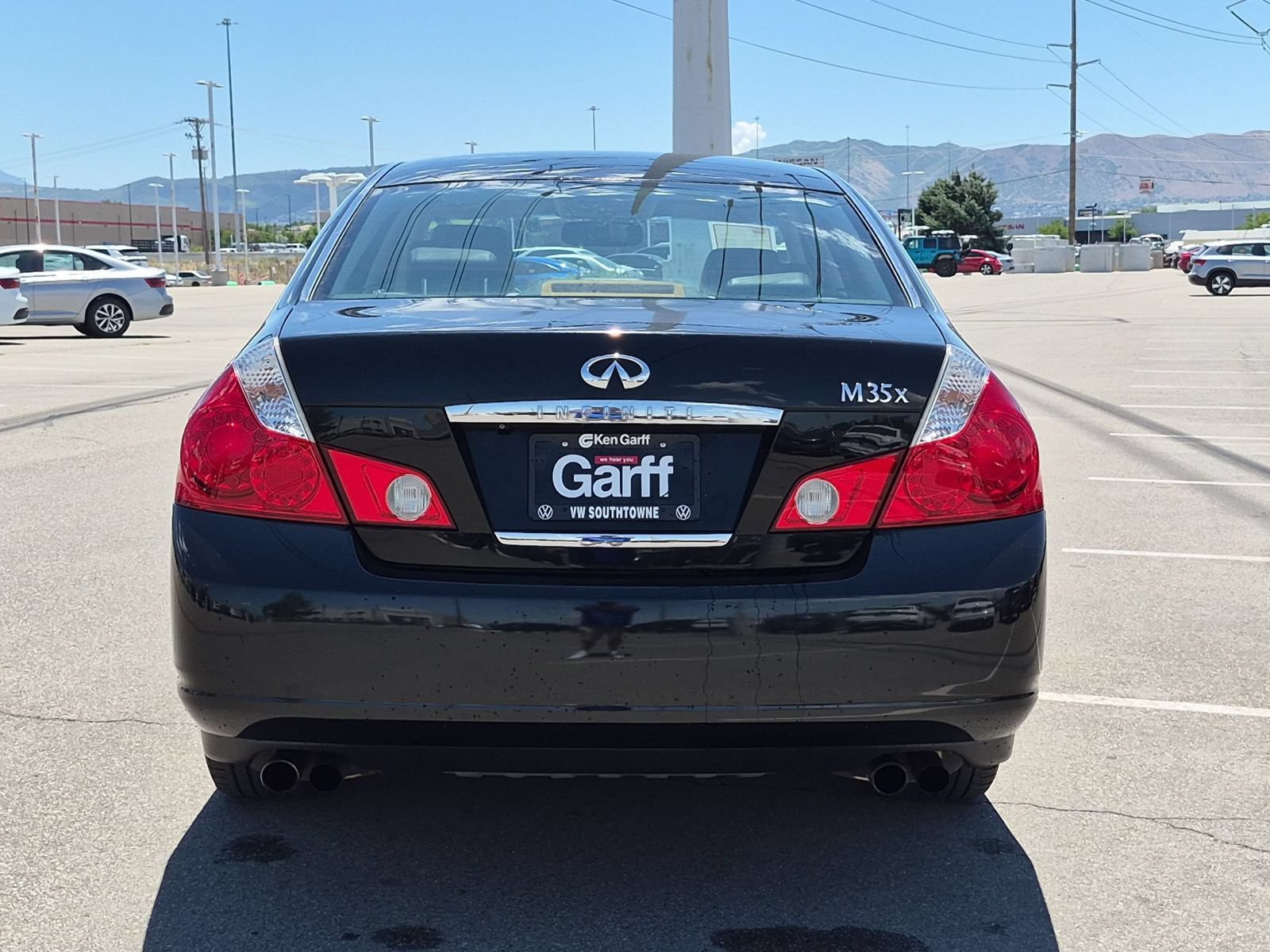 Used 2007 INFINITI M35 x w/ Technology Pkg AWD/4WD image 4