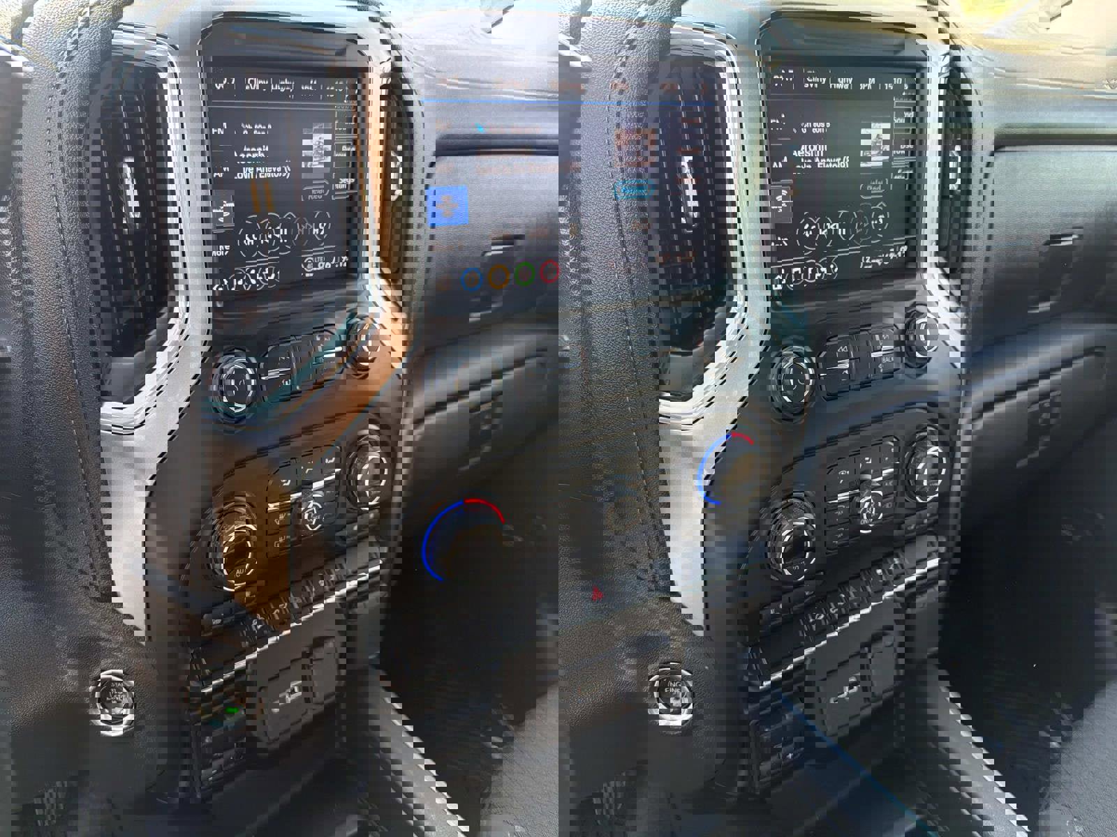 Certified 2021 Chevrolet Silverado 1500 LT Trail Boss w/ Convenience Package II AWD/4WD image 7