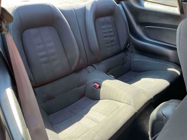 Used 2022 Ford Mustang GT RWD image 18