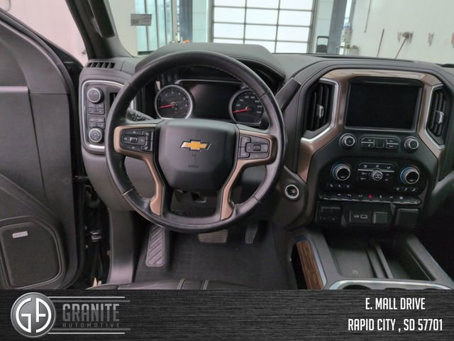Used 2021 Chevrolet Silverado 1500 High Country w/ Technology Package AWD/4WD image 13