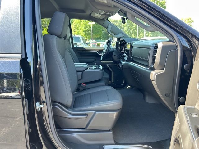 Used 2023 Chevrolet Silverado 1500 LT AWD/4WD image 16