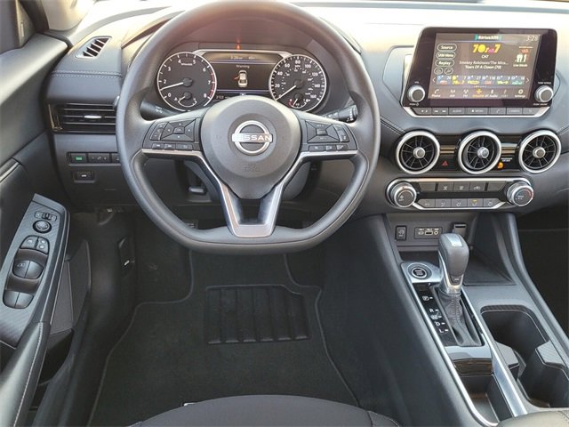 Certified 2025 Nissan Sentra SV image 7