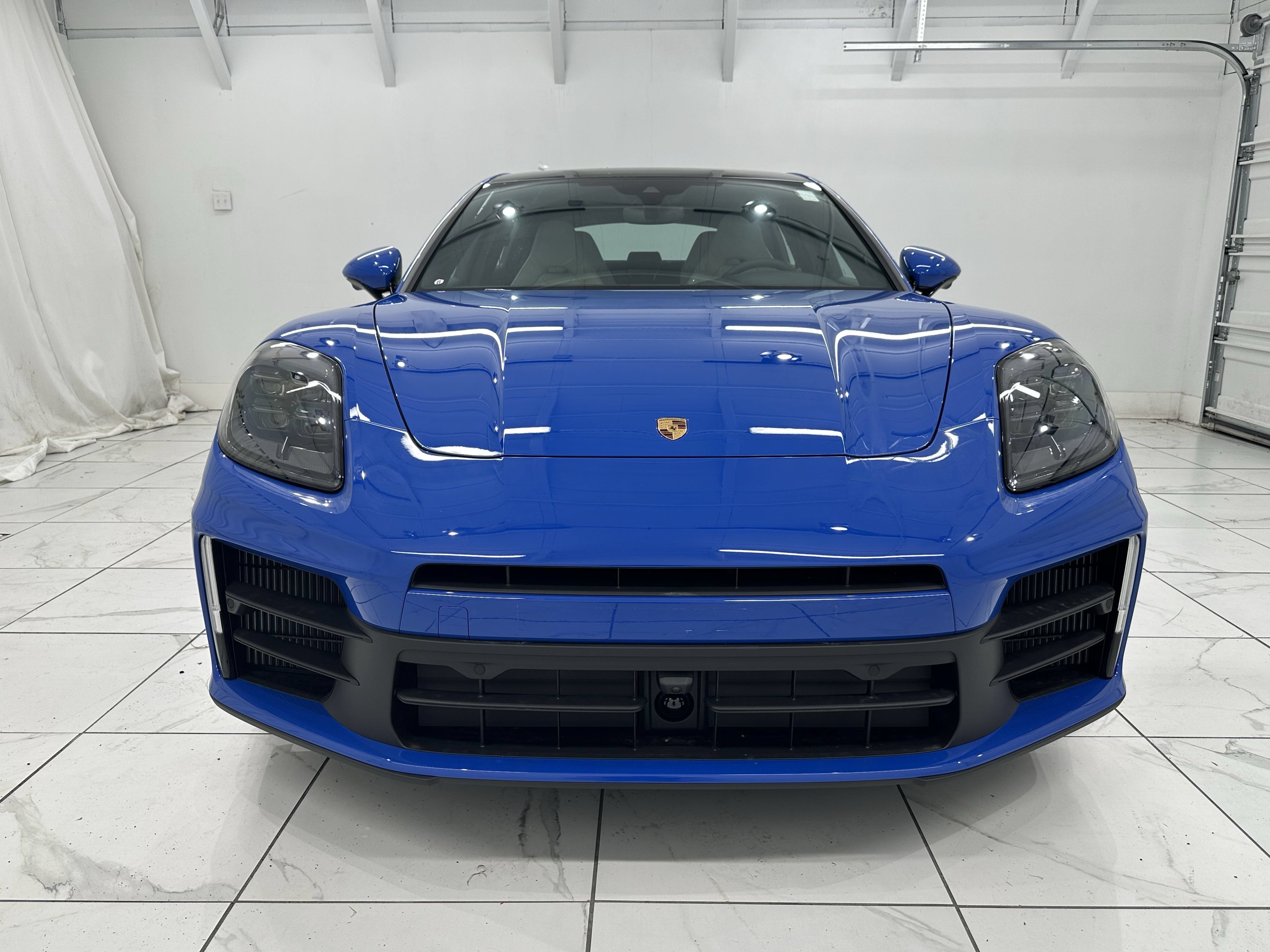 New 2025 Porsche Panamera image 9