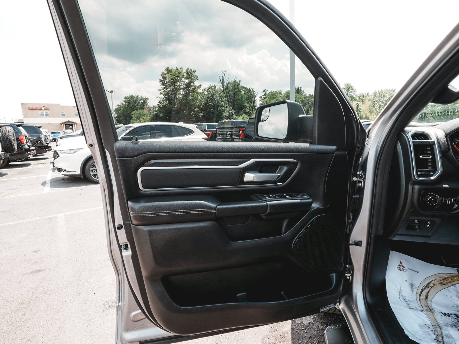 Used 2026 RAM 1500 Big Horn AWD/4WD image 10