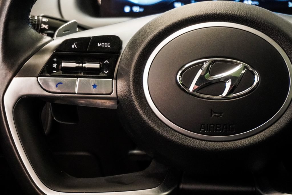 Used 2023 Hyundai Tucson Limited AWD/4WD image 17